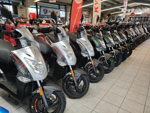 ⭐ KYMCO AGILITY 50 MOFA 25KM/H ** IN 2 FARBEN SOFORT VERFÜGBAR **