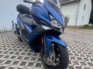 KYMCO XCITING 400 ABS ROLLER - TOP ZUSTAND