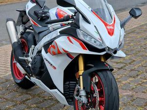 APRILIA RSV4 1100 FACTORY
