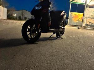 APRILLIA SR 50 MOTARD