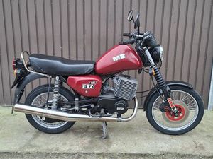 MZ ETZ 251 ROK PRODUKCJI 1990 TRANSPORT POD DOM POĆWIARDOWO