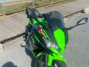 KAWASAKI - NINJA 650
