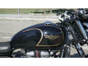 TRIUMPH - STREET CUP 900