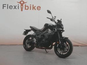 YAMAHA - MT 09