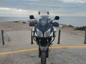 SUZUKI - V-STROM 650