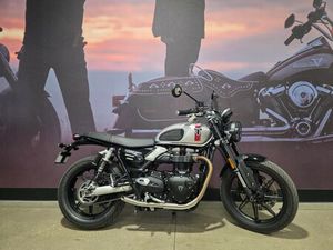 2025 TRIUMPH SPEED TWIN 900 ALUMINUM SILVER / CARNIVAL RED / JET BLACK