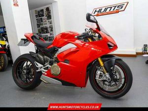 2018, '18 REG. DUCATI PANIGALE V4S ABS. SEE THE PICS. SUPERB VALUE £15,795