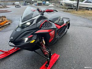 RE 3300 ENDURO 600R E-TEC AJAMATON