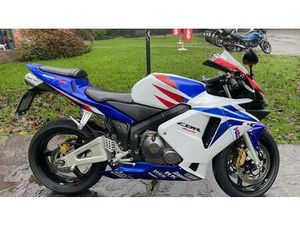 VENDO HONDA CBR 600 RR (2003 - 04) USATA A LEGNANO (CODICE 9901720) - MOTO.IT