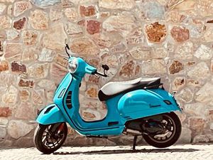 VESPA GTS SUPER 125