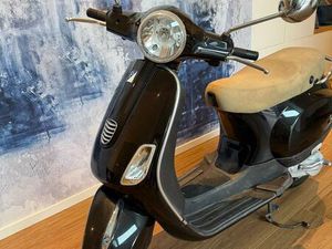 VESPA LX 50 2T BJ 2012