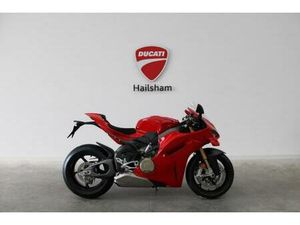 DUCATI PANIGALE V4S, BRAND NEW AND UNREGISTERED SUPERBIKE