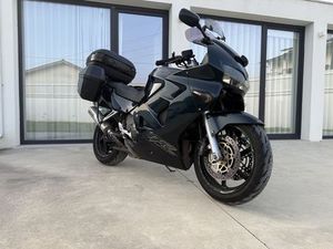 HOMDA VFR 800 FI LEIRIA, POUSOS, BARREIRA E CORTES