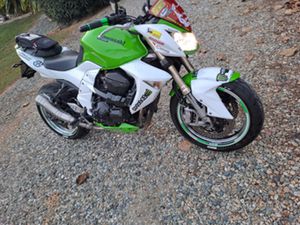 KAWASAKI Z 1000