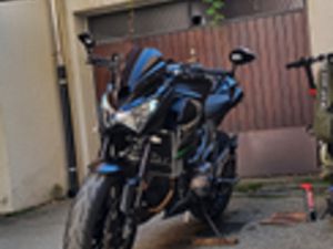 KAWASAKI Z800 CON ABS