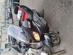 SUZUKI BURGMAN 650 EXECUTIVE NERO