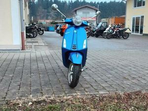 VESPA PRIMAVERA 50 S IN BLAU, NEUWERTIG