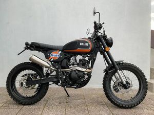 BULLIT HERO 125 EDIÇÃO LIMITADA VILA VERDE E SANTÃO