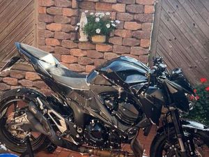 KAWASAKI Z800E *BLACK EDITON*