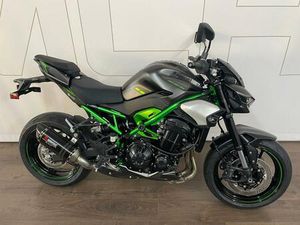 KAWASAKI Z 900 *AKRAPOVIC *MOTORPADS