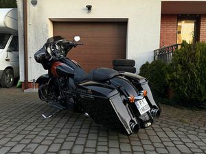 HARLEY-DAVIDSON STREET GLIDE BAGGER LESZNO