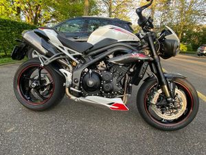 TRIUMPH SPEED TRIPLE RS CARBON