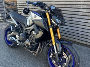 YAMAHA MT09 SP