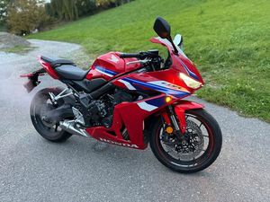 HONDA CBR 650RAC, JG 24