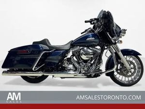 2016 HARLEY-DAVIDSON STREET GLIDE SPECIAL **CANADIAN BIKE** **CH