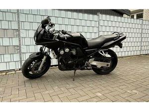 YAMAHA FAZER RJ02 (BASTLER MOTORRAD)