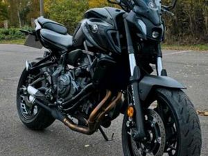 YAMAHA MT 07