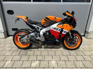HONDA CBR 1000 RR FIREBLADE