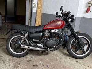 HONDA CM 400T MOTORRAD REIFEN NEU TOP GEPFLEGT