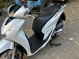 HONDA SH 150 ABS UNFALLFREI! BIS 4.1.26