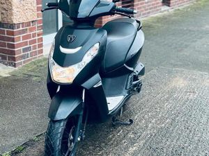 PEUGEOT KISBEE BLACK EDITION 4T