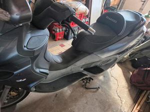 PIAGGIO X9 EVOLUTION