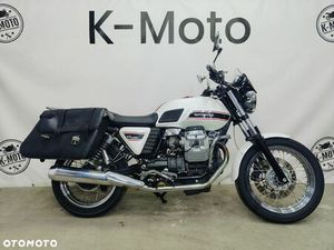 MOTO GUZZI V7