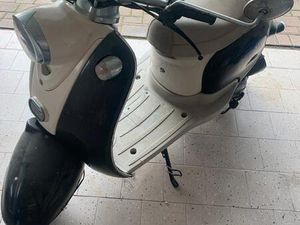 RETRO ROLLER TYP YIYING YY50QT-15-02 45 KM/H