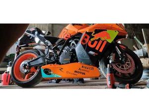 KTM - RC8