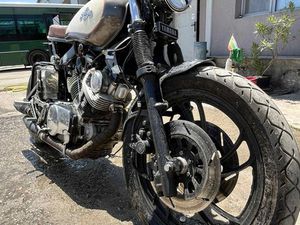 YAMAHA VIRAGO CAFE RACER →