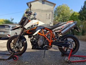 KTM 990 SUPERMOTO R