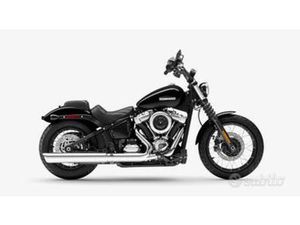 HARLEY-DAVIDSON SOFTAIL STREET BOB MY&APOS;25