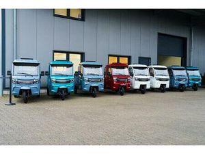 BFM CARGO PICK-UP S1 - ELEKTRO KABINENROLLER 45 KM/H - NEU -