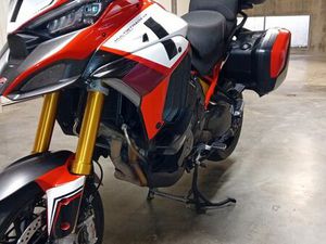 DUCATI MULTISTRADA V4 PIKES PEAK