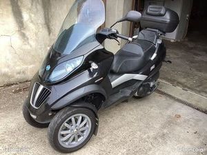 SCOOTER PIAGGIO 400 MP3