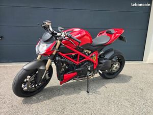 DUCATI STREETFIGHTER 848 SP AVEC 6500 KM