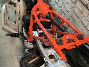 A FINIR DE RESTAURER ATC HONDA 200 X