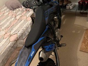 À VENDRE MOTO CROSS