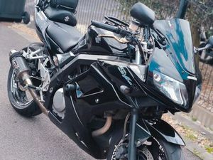 SUZUKI SV'S 650 FULL BLACK INJECTION