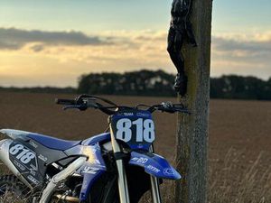 YAMAHA YZ 250 F – 2025 – 47H – 1ÈRE MAIN